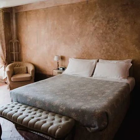 Regina Teodolinda Bed & Breakfast